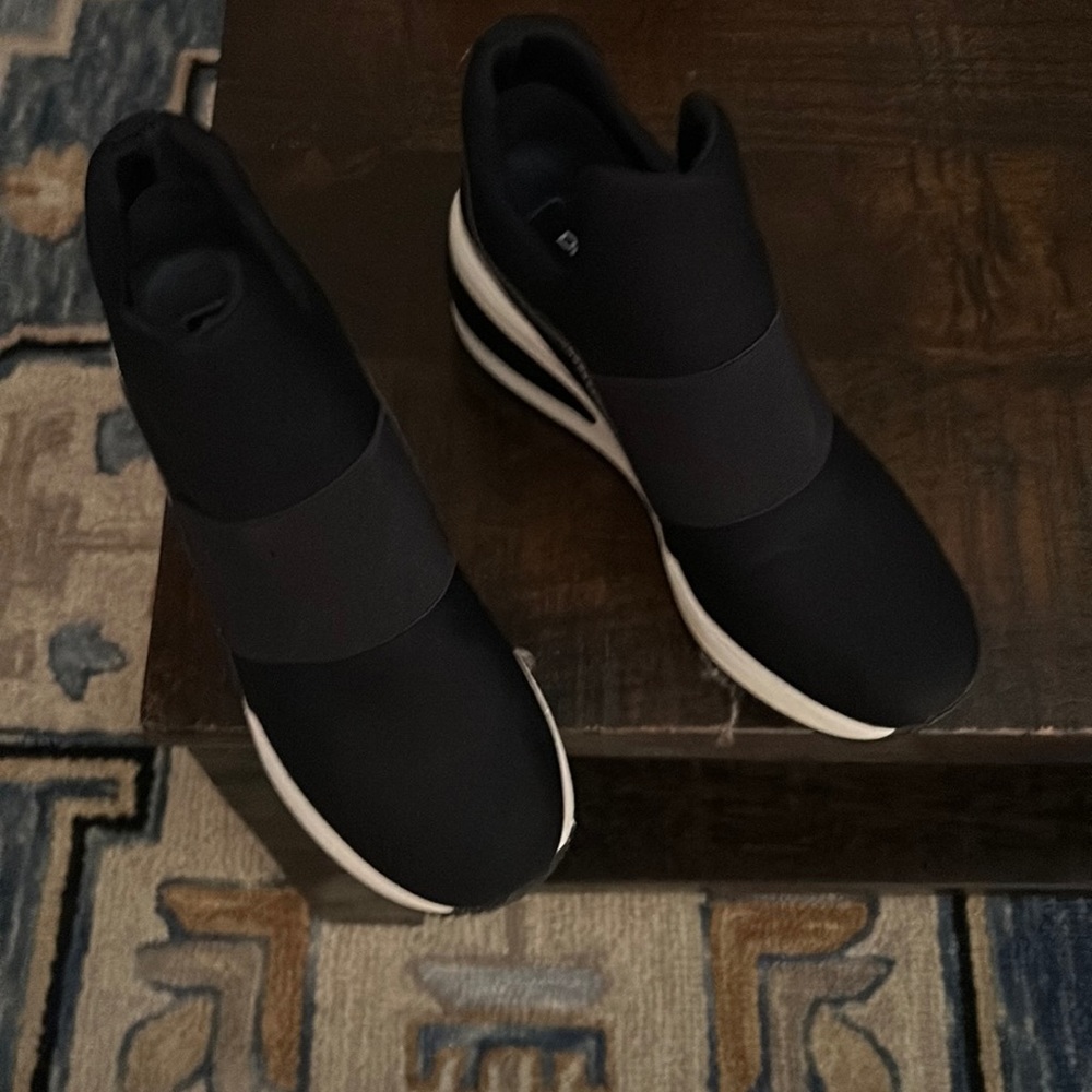 DkNY shoes